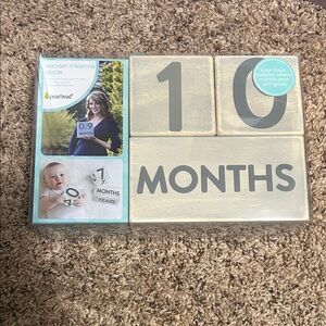 Pearhead Baby Milestone Blocks - Cream and Gray